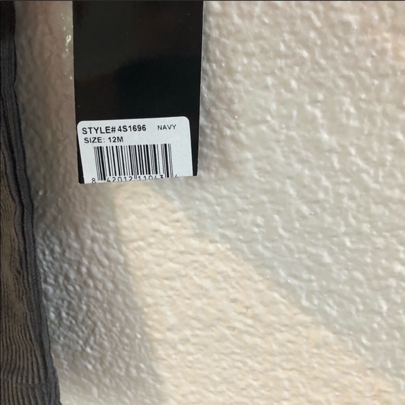 NWT Toddler Tree Sweater vest Outfit 12 mo - Picture 2 of 7